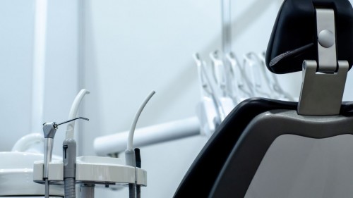 Bodrum'un Diş Sağlığı Uzmanı: Uğur Koçak Diş Polikliniği